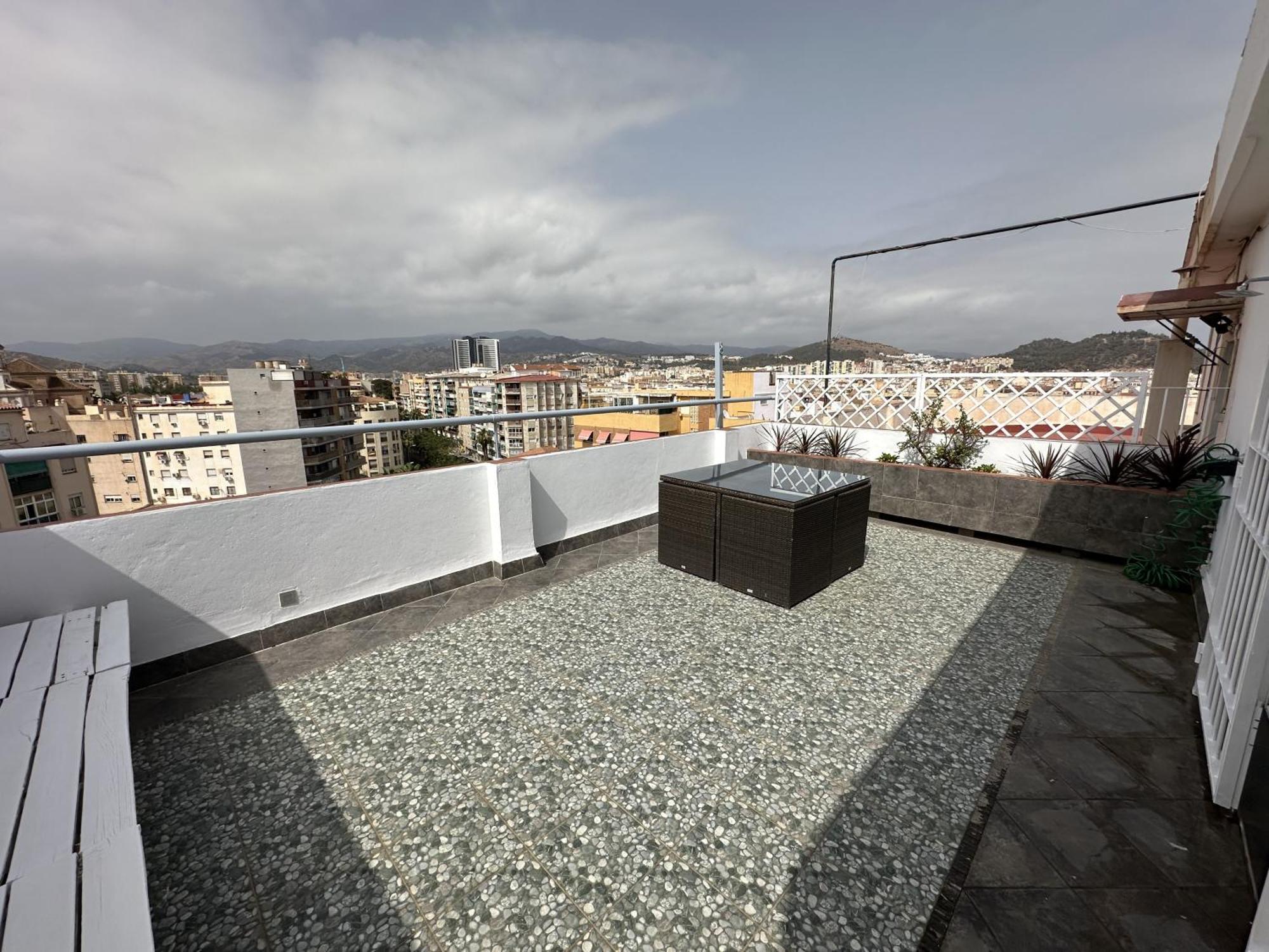 Atico Plaza Bailen Malaga Centro Málaga Exterior foto